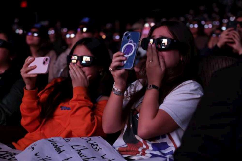 Billie Eilish - Hit Me Hard and Soft - The Tour