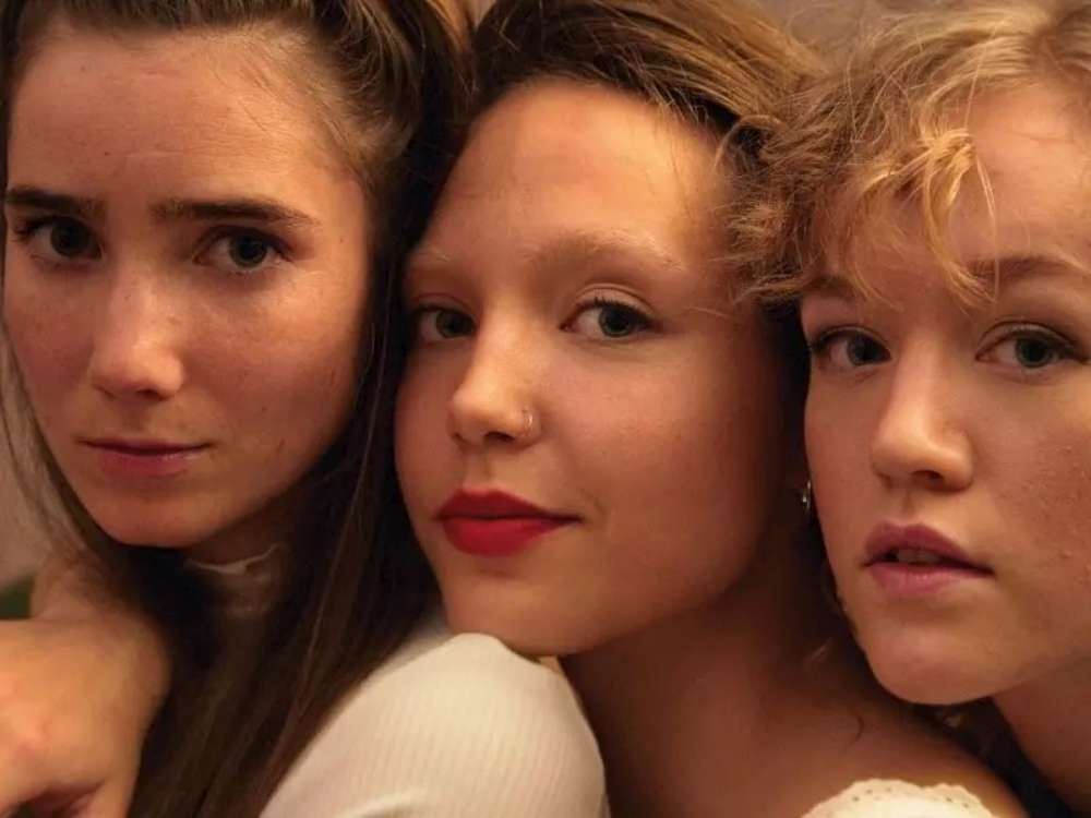 Girl Girl Girl