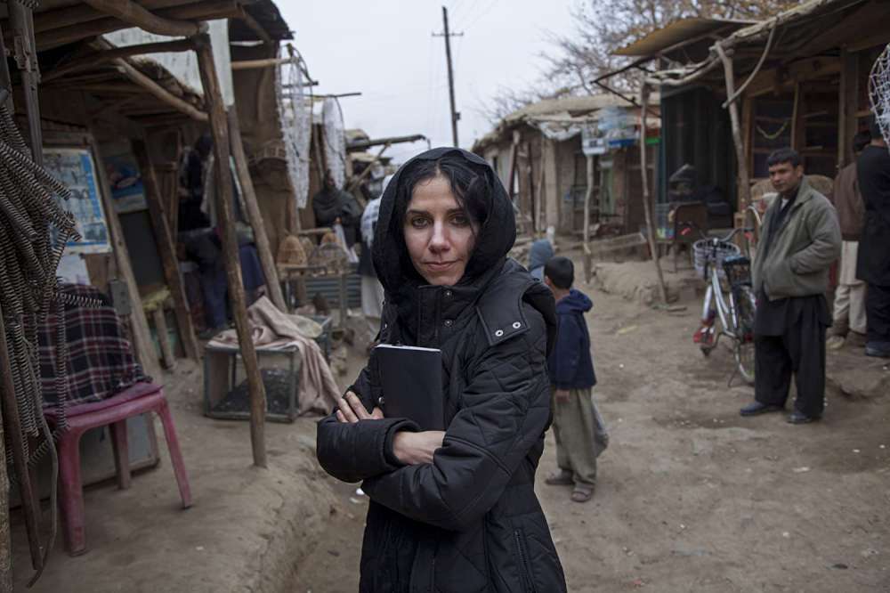 PJ Harvey - A Dog Called Money